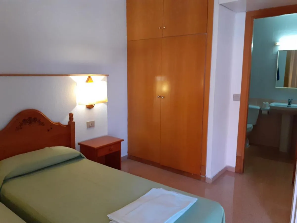 Apartaments Mar Blau Calella 0*,